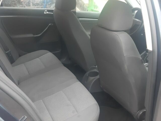 Синий Фольксваген Гольф, объемом двигателя 1.6 л и пробегом 182 тыс. км за 6300 $, фото 6 на Automoto.ua