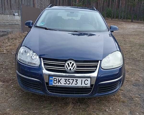 Синій Фольксваген Гольф, об'ємом двигуна 1.97 л та пробігом 250 тис. км за 6000 $, фото 3 на Automoto.ua