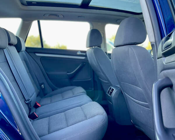 Синій Фольксваген Гольф, об'ємом двигуна 1.39 л та пробігом 233 тис. км за 5299 $, фото 33 на Automoto.ua