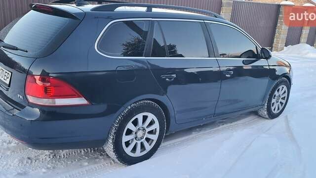 Синий Фольксваген Гольф, объемом двигателя 1.4 л и пробегом 224 тыс. км за 5450 $, фото 8 на Automoto.ua