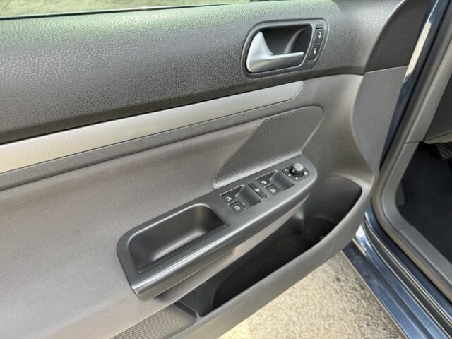 Синий Фольксваген Гольф, объемом двигателя 1.4 л и пробегом 190 тыс. км за 6000 $, фото 19 на Automoto.ua