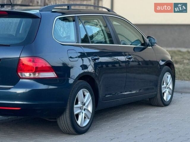 Синий Фольксваген Гольф, объемом двигателя 1.4 л и пробегом 227 тыс. км за 5500 $, фото 22 на Automoto.ua