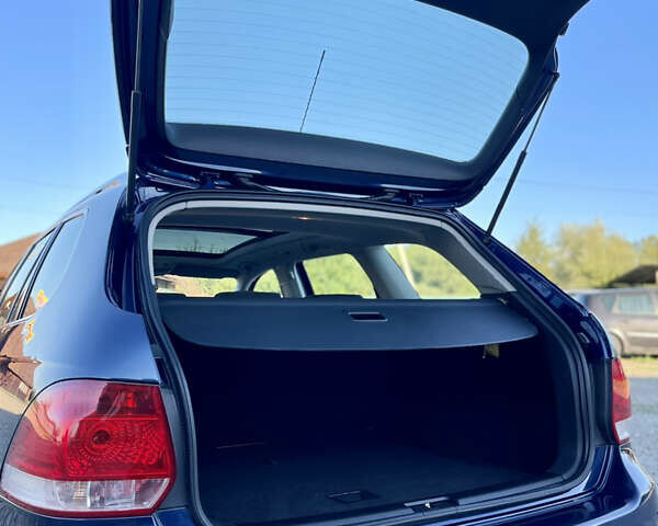 Синій Фольксваген Гольф, об'ємом двигуна 1.39 л та пробігом 233 тис. км за 5299 $, фото 39 на Automoto.ua