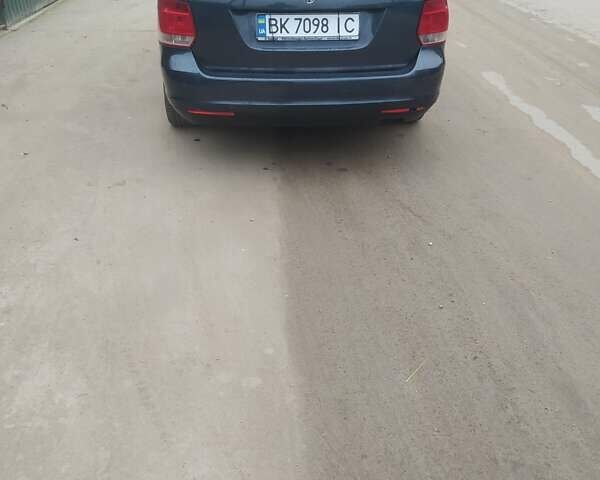 Синій Фольксваген Гольф, об'ємом двигуна 1.6 л та пробігом 267 тис. км за 5450 $, фото 10 на Automoto.ua