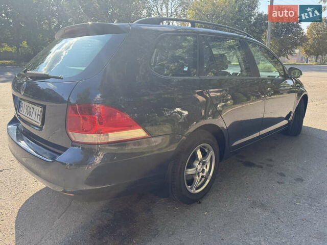 Синий Фольксваген Гольф, объемом двигателя 1.6 л и пробегом 212 тыс. км за 6700 $, фото 4 на Automoto.ua