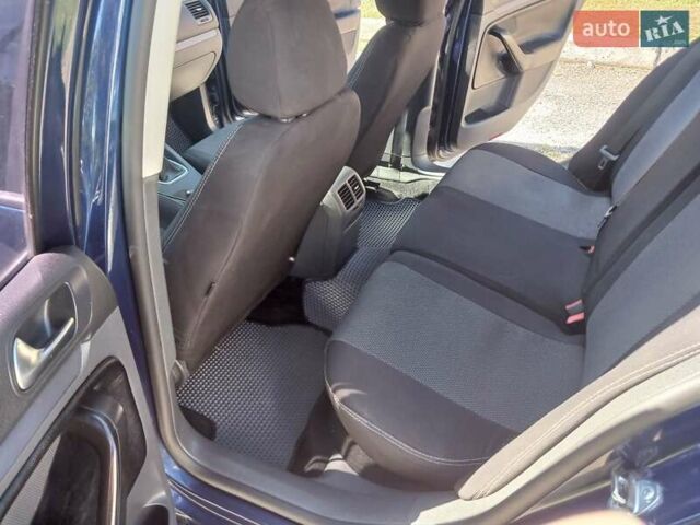 Синий Фольксваген Гольф, объемом двигателя 1.9 л и пробегом 270 тыс. км за 5900 $, фото 2 на Automoto.ua