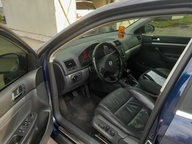 Синий Фольксваген Гольф, объемом двигателя 1.6 л и пробегом 1 тыс. км за 6200 $, фото 4 на Automoto.ua