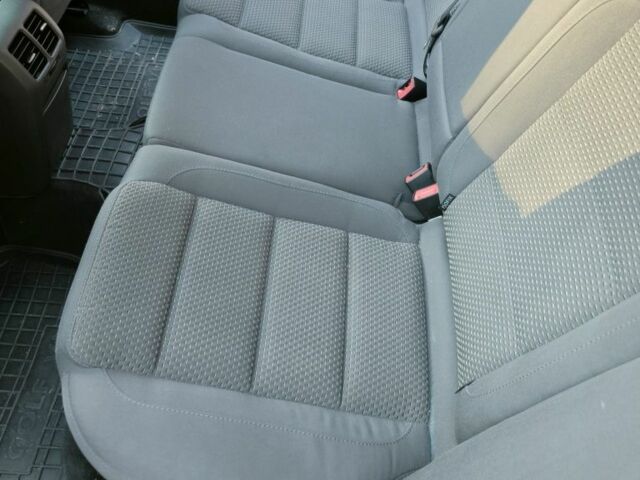 Синий Фольксваген Гольф, объемом двигателя 1.4 л и пробегом 245 тыс. км за 6500 $, фото 4 на Automoto.ua