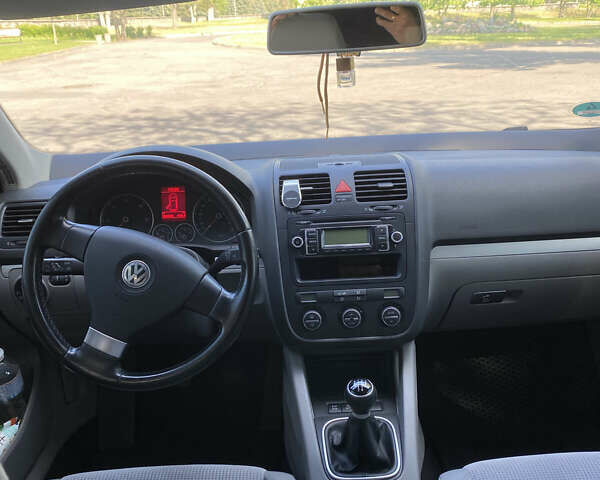 Синий Фольксваген Гольф, объемом двигателя 1.9 л и пробегом 275 тыс. км за 7300 $, фото 19 на Automoto.ua