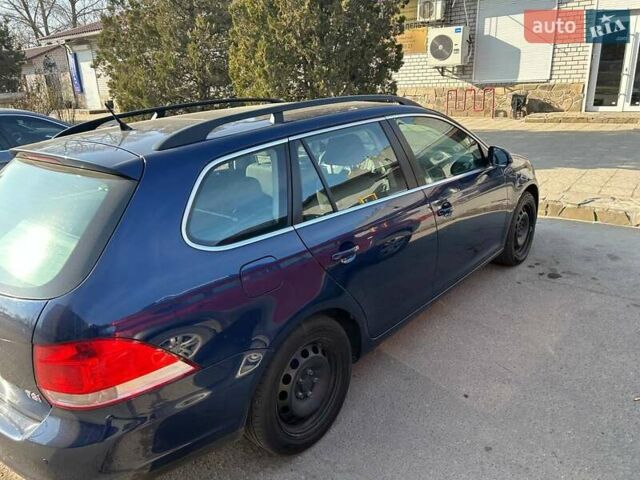 Синій Фольксваген Гольф, об'ємом двигуна 1.39 л та пробігом 239 тис. км за 7500 $, фото 2 на Automoto.ua