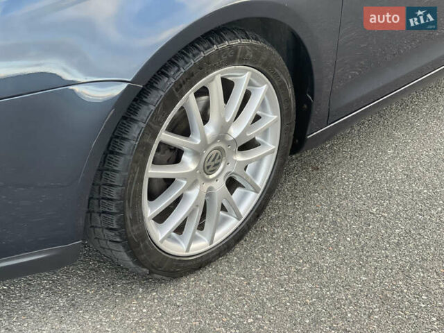 Синий Фольксваген Гольф, объемом двигателя 1.4 л и пробегом 207 тыс. км за 7200 $, фото 8 на Automoto.ua