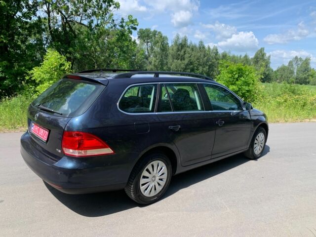 Синій Фольксваген Гольф, об'ємом двигуна 1.4 л та пробігом 242 тис. км за 6950 $, фото 4 на Automoto.ua