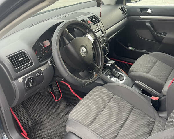 Синий Фольксваген Гольф, объемом двигателя 1.4 л и пробегом 240 тыс. км за 6700 $, фото 9 на Automoto.ua