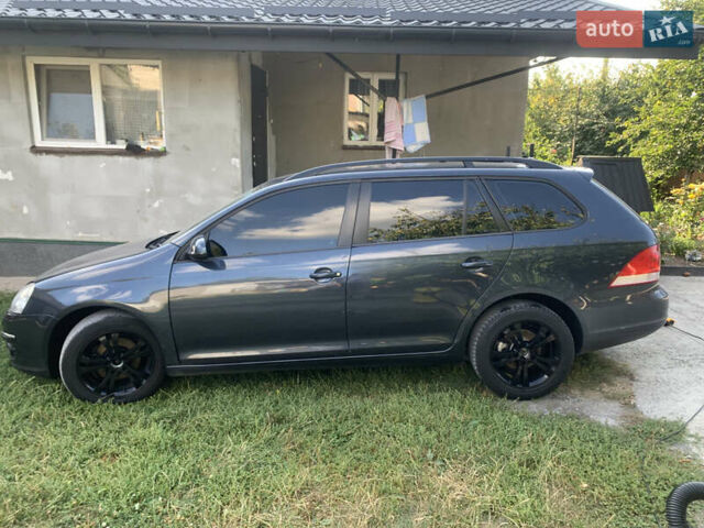 Синий Фольксваген Гольф, объемом двигателя 1.9 л и пробегом 252 тыс. км за 6500 $, фото 5 на Automoto.ua