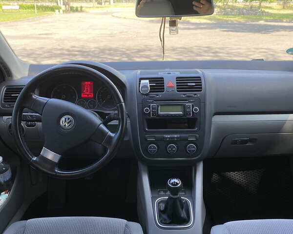 Синий Фольксваген Гольф, объемом двигателя 1.9 л и пробегом 275 тыс. км за 7300 $, фото 18 на Automoto.ua