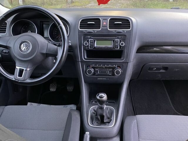 Синий Фольксваген Гольф, объемом двигателя 1.4 л и пробегом 266 тыс. км за 6395 $, фото 11 на Automoto.ua