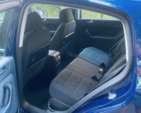 Синий Фольксваген Гольф, объемом двигателя 1.4 л и пробегом 245 тыс. км за 7300 $, фото 7 на Automoto.ua