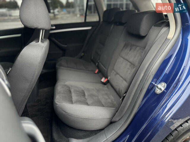Синий Фольксваген Гольф, объемом двигателя 1.39 л и пробегом 204 тыс. км за 7900 $, фото 29 на Automoto.ua