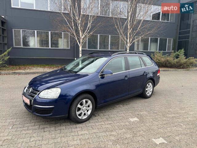 Синий Фольксваген Гольф, объемом двигателя 1.4 л и пробегом 228 тыс. км за 6300 $, фото 1 на Automoto.ua