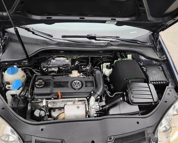 Синий Фольксваген Гольф, объемом двигателя 1.39 л и пробегом 229 тыс. км за 5550 $, фото 28 на Automoto.ua