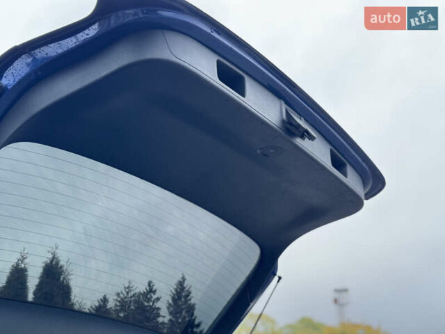 Синий Фольксваген Гольф, объемом двигателя 1.39 л и пробегом 204 тыс. км за 7900 $, фото 55 на Automoto.ua