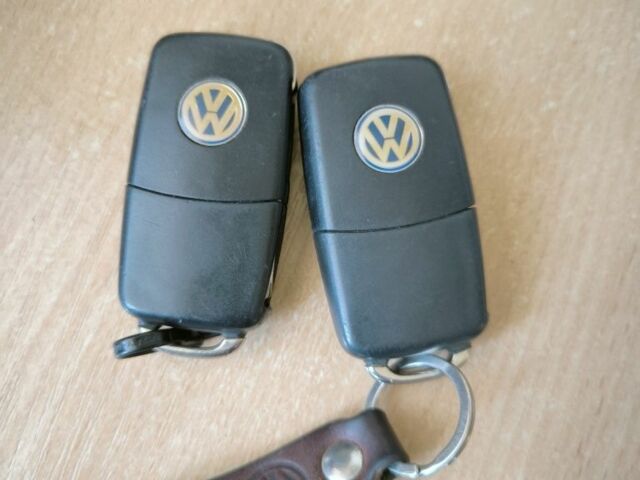 Синий Фольксваген Гольф, объемом двигателя 1.4 л и пробегом 245 тыс. км за 6500 $, фото 21 на Automoto.ua