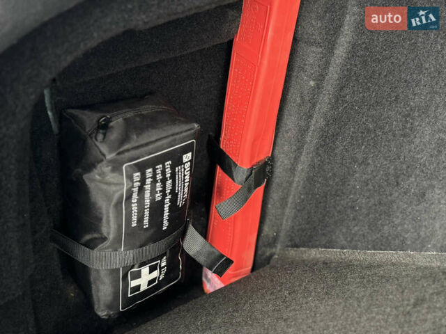 Синий Фольксваген Гольф, объемом двигателя 1.39 л и пробегом 204 тыс. км за 7900 $, фото 54 на Automoto.ua