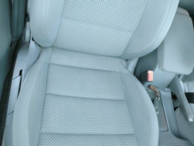 Синий Фольксваген Гольф, объемом двигателя 1.4 л и пробегом 245 тыс. км за 6500 $, фото 7 на Automoto.ua