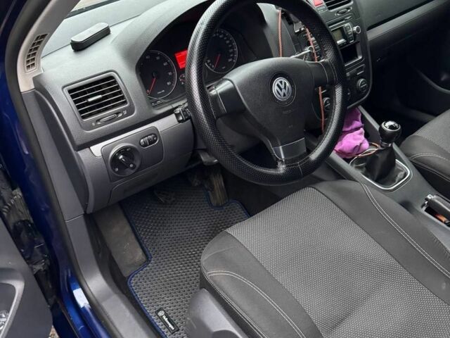 Синій Фольксваген Гольф, об'ємом двигуна 1.4 л та пробігом 250 тис. км за 6500 $, фото 10 на Automoto.ua