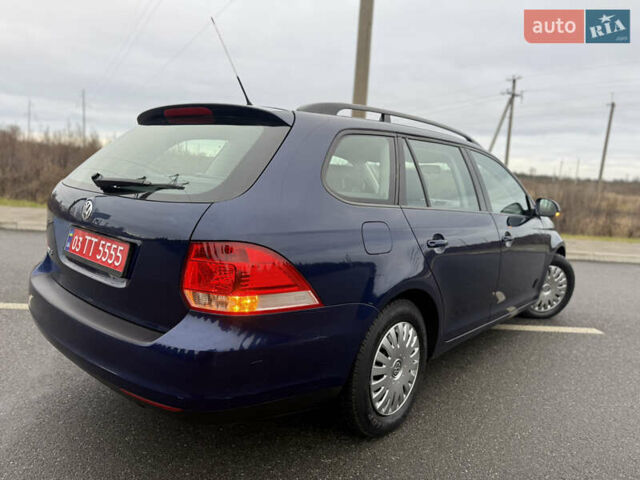Синий Фольксваген Гольф, объемом двигателя 1.6 л и пробегом 229 тыс. км за 6350 $, фото 16 на Automoto.ua