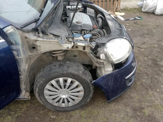 Синий Фольксваген Гольф, объемом двигателя 1.9 л и пробегом 3 тыс. км за 4600 $, фото 1 на Automoto.ua