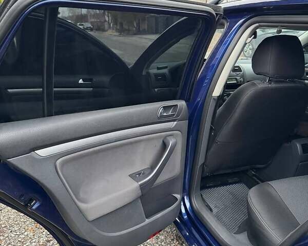 Синій Фольксваген Гольф, об'ємом двигуна 1.4 л та пробігом 250 тис. км за 6500 $, фото 16 на Automoto.ua