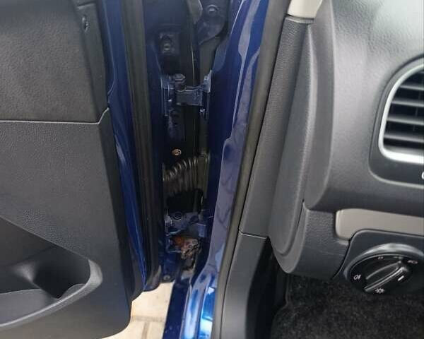 Синій Фольксваген Гольф, об'ємом двигуна 1.6 л та пробігом 237 тис. км за 7650 $, фото 35 на Automoto.ua