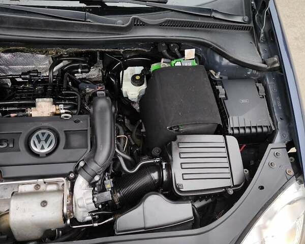 Синий Фольксваген Гольф, объемом двигателя 1.39 л и пробегом 229 тыс. км за 5550 $, фото 30 на Automoto.ua