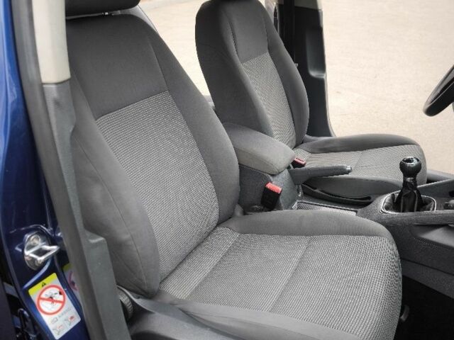 Синий Фольксваген Гольф, объемом двигателя 0 л и пробегом 229 тыс. км за 5550 $, фото 19 на Automoto.ua