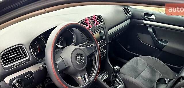 Синий Фольксваген Гольф, объемом двигателя 1.4 л и пробегом 208 тыс. км за 8100 $, фото 2 на Automoto.ua