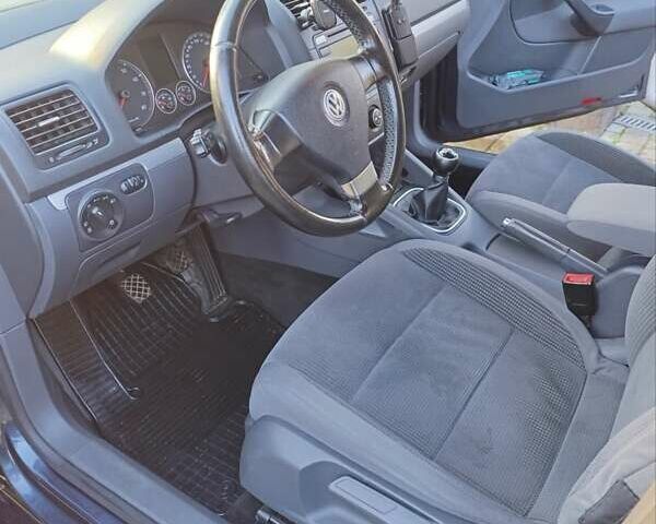 Синий Фольксваген Гольф, объемом двигателя 1.4 л и пробегом 242 тыс. км за 5700 $, фото 6 на Automoto.ua