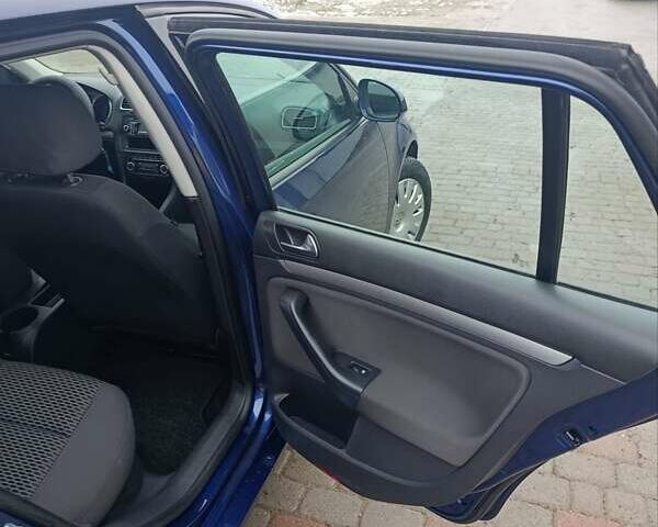 Синій Фольксваген Гольф, об'ємом двигуна 1.6 л та пробігом 237 тис. км за 7650 $, фото 22 на Automoto.ua