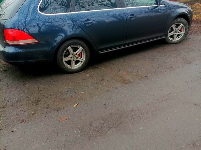 Синий Фольксваген Гольф, объемом двигателя 1.6 л и пробегом 276 тыс. км за 7000 $, фото 11 на Automoto.ua