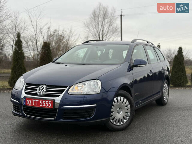 Синий Фольксваген Гольф, объемом двигателя 1.6 л и пробегом 229 тыс. км за 6350 $, фото 4 на Automoto.ua