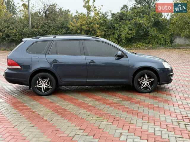 Синий Фольксваген Гольф, объемом двигателя 1.6 л и пробегом 169 тыс. км за 7350 $, фото 12 на Automoto.ua