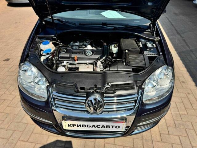 Синий Фольксваген Гольф, объемом двигателя 1.4 л и пробегом 198 тыс. км за 7700 $, фото 2 на Automoto.ua