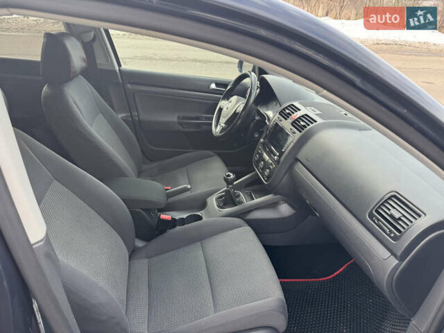 Синий Фольксваген Гольф, объемом двигателя 1.9 л и пробегом 255 тыс. км за 6500 $, фото 30 на Automoto.ua