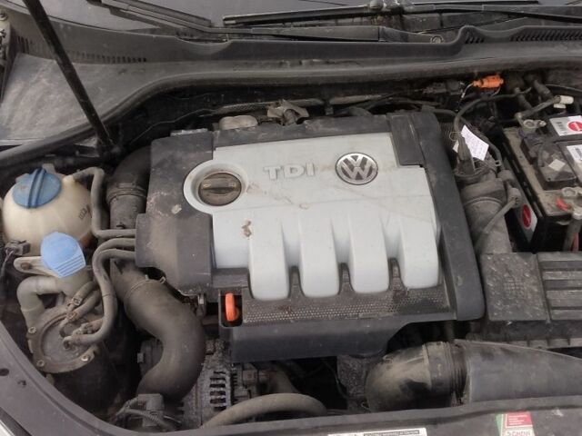 Синий Фольксваген Гольф, объемом двигателя 1.9 л и пробегом 3 тыс. км за 4600 $, фото 10 на Automoto.ua