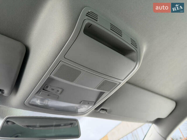 Синій Фольксваген Гольф, об'ємом двигуна 1.6 л та пробігом 189 тис. км за 5950 $, фото 25 на Automoto.ua