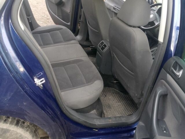 Синий Фольксваген Гольф, объемом двигателя 1.9 л и пробегом 3 тыс. км за 4600 $, фото 3 на Automoto.ua