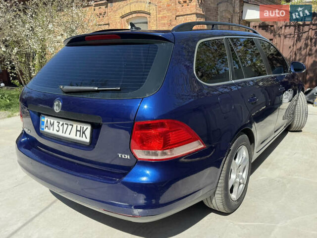 Синий Фольксваген Гольф, объемом двигателя 1.9 л и пробегом 291 тыс. км за 5990 $, фото 3 на Automoto.ua