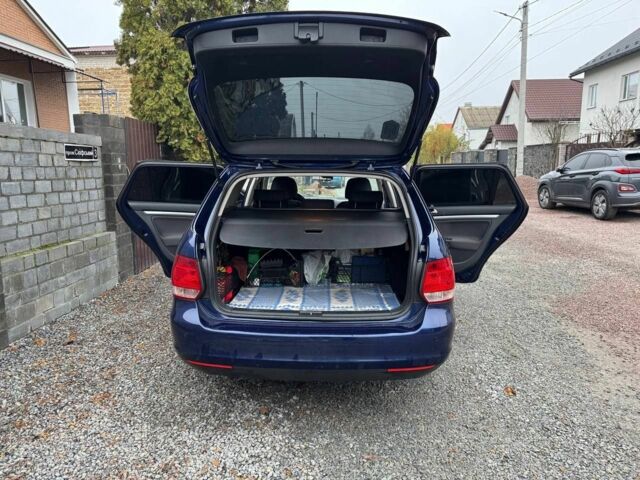 Синій Фольксваген Гольф, об'ємом двигуна 1.4 л та пробігом 250 тис. км за 6500 $, фото 23 на Automoto.ua