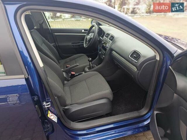 Синій Фольксваген Гольф, об'ємом двигуна 1.6 л та пробігом 237 тис. км за 7650 $, фото 31 на Automoto.ua