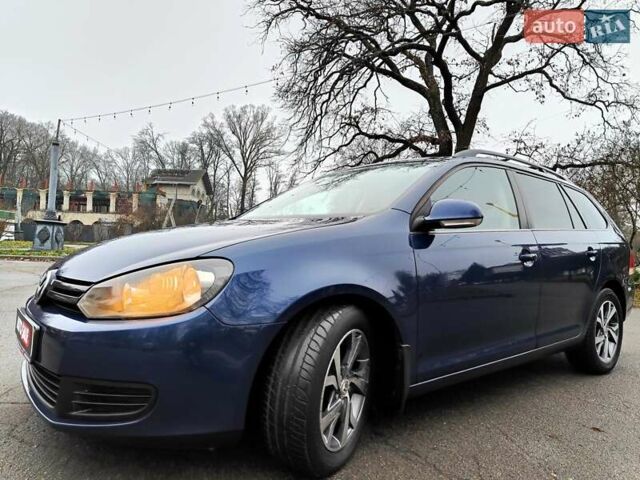 Синий Фольксваген Гольф, объемом двигателя 1.6 л и пробегом 292 тыс. км за 5990 $, фото 4 на Automoto.ua